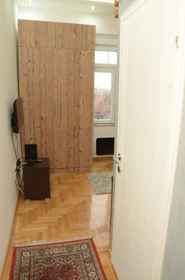 Apartman Djura Belgrad Exteriör bild